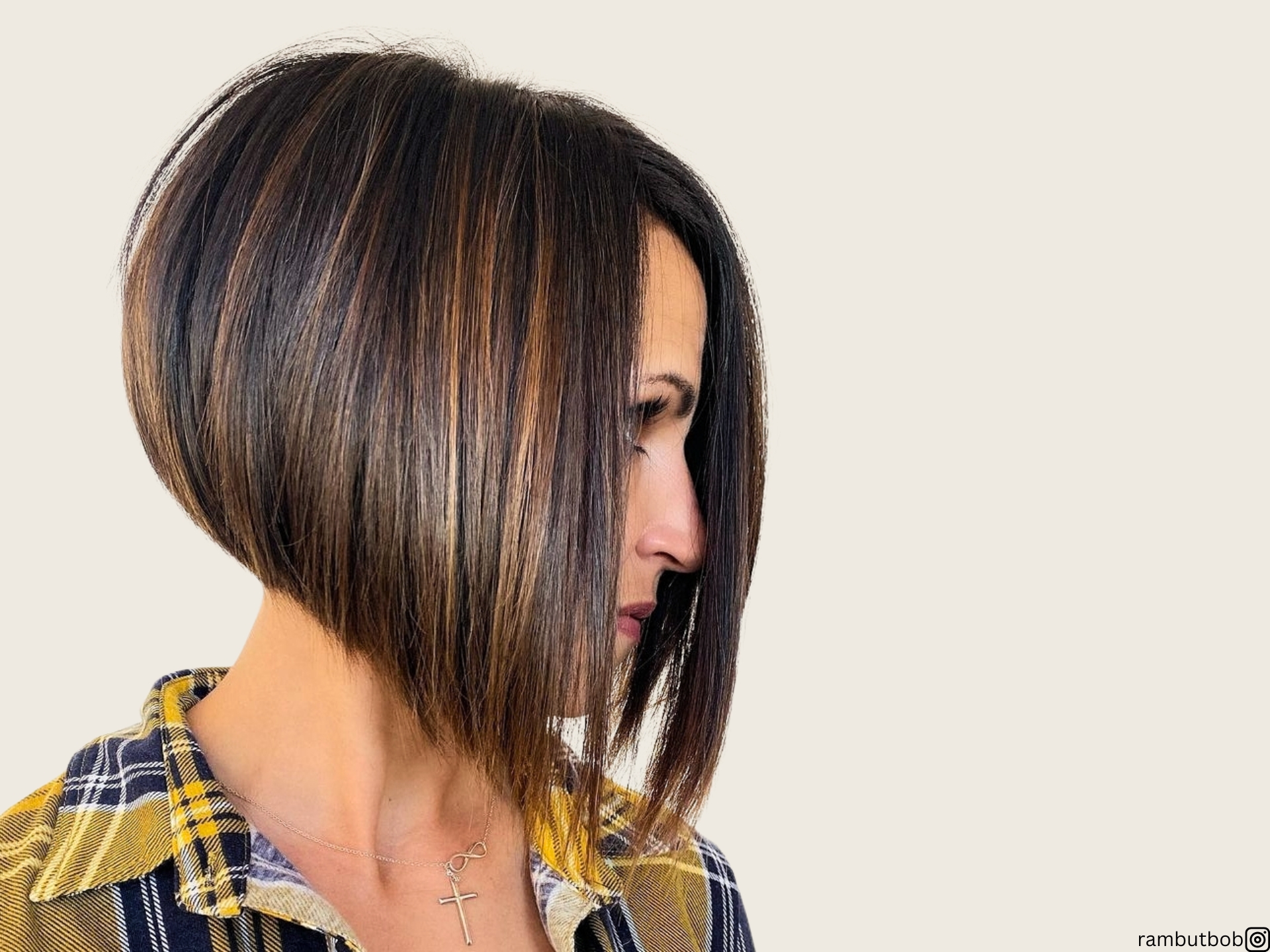 Top 30 Angled Bob Haircuts For All Hair Types