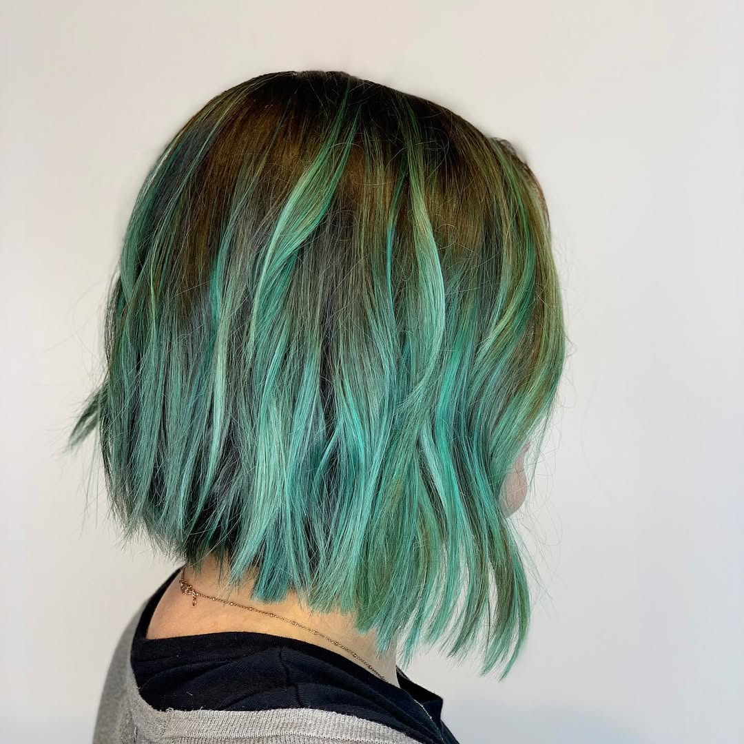 textured shoulder length bob