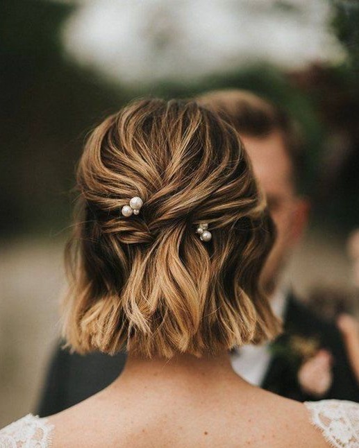 chic half updo for short hair