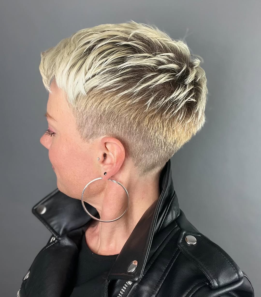 edgy pixie cut for round faces