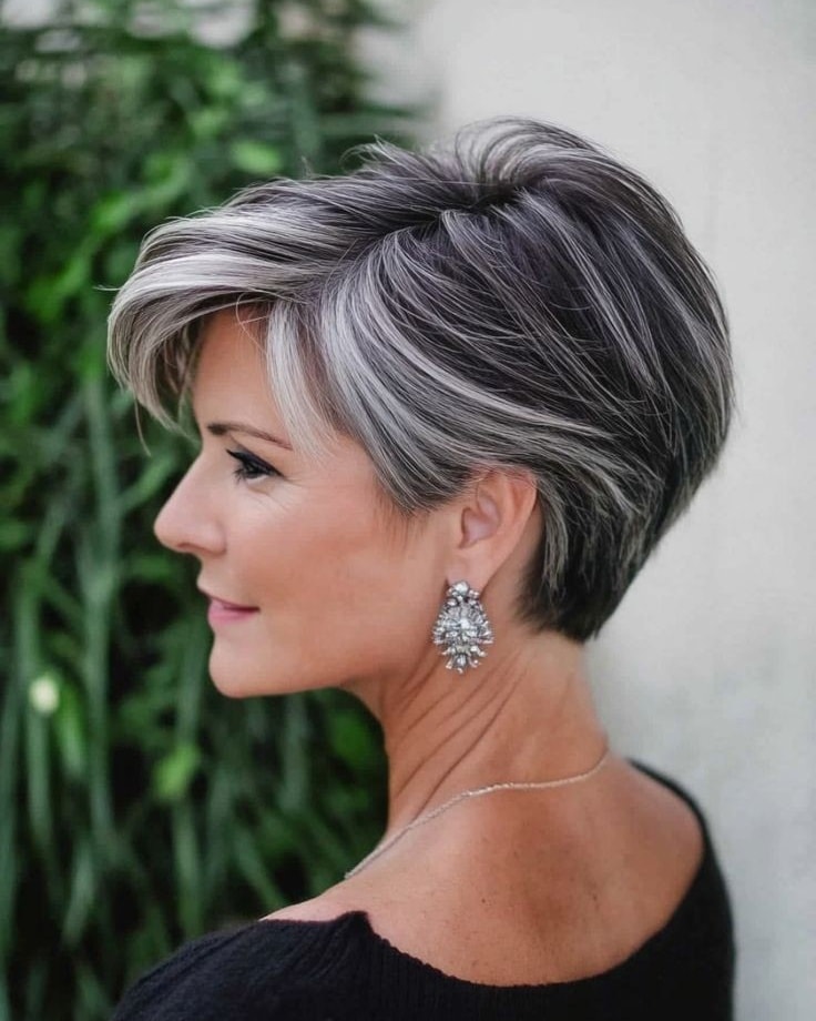 long pixie cut for chubby face