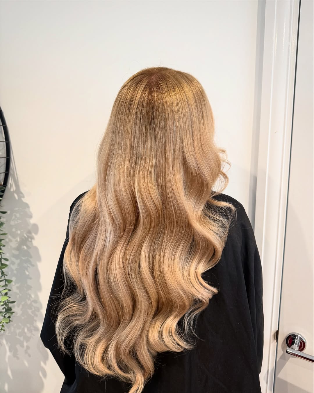 dimensional honey blonde hairstyle