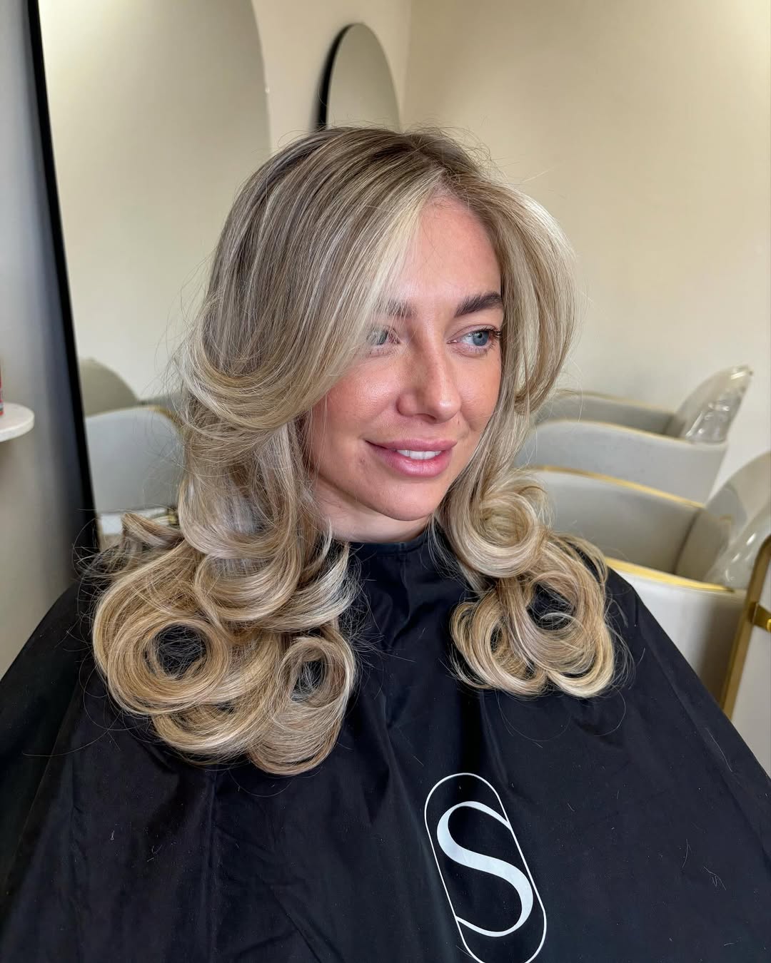 light honey blonde highlights on light brown hair