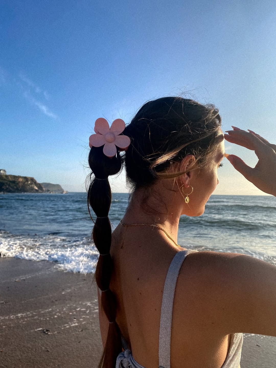 bubble braid with a flower claw clip