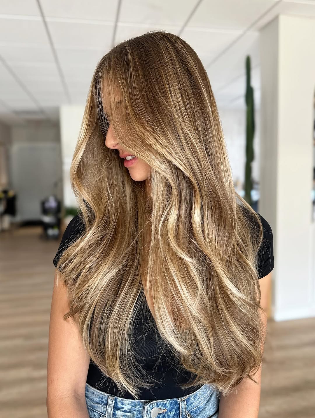 golden blonde highlights on brown hair