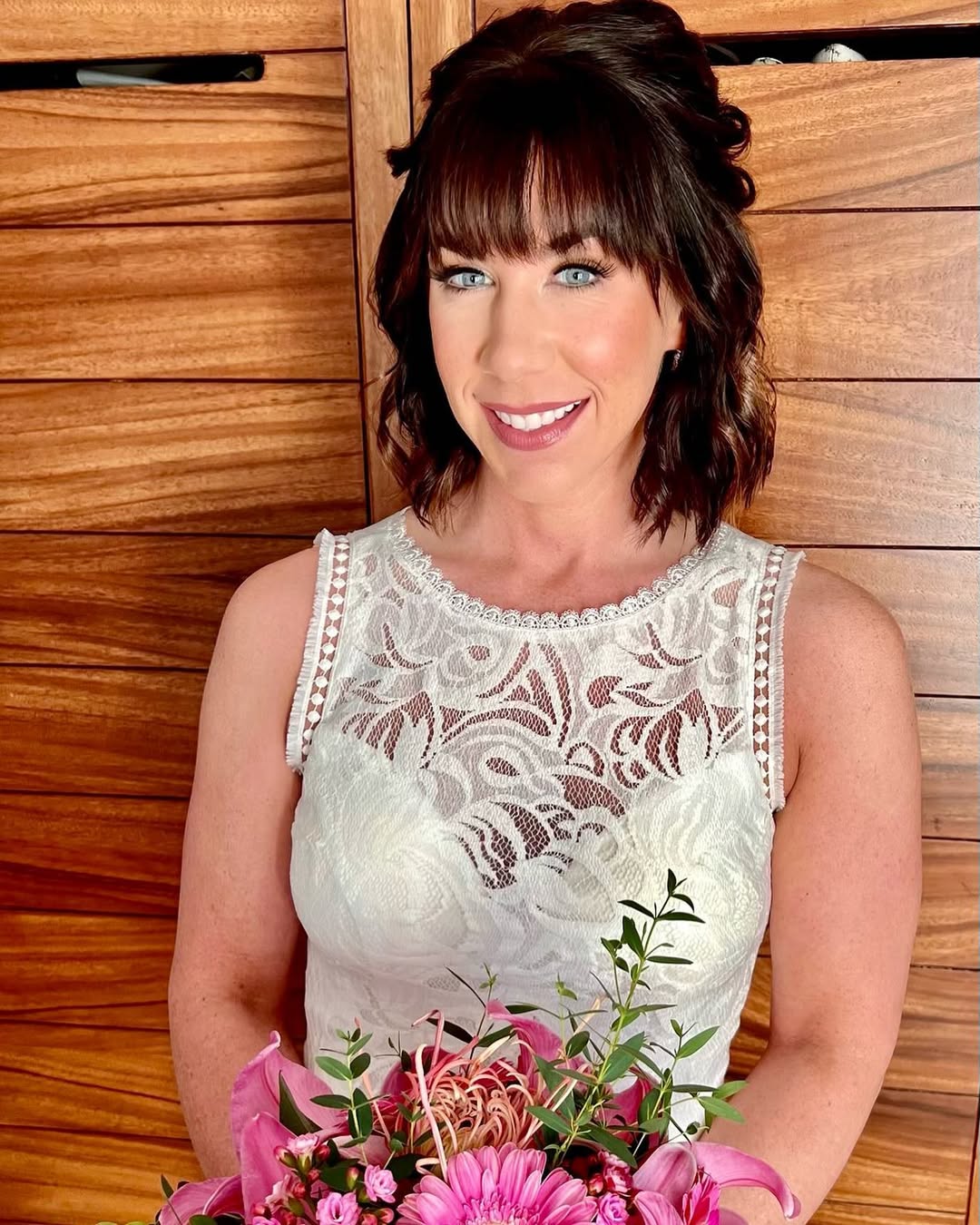 half-updo for short hair with bangs