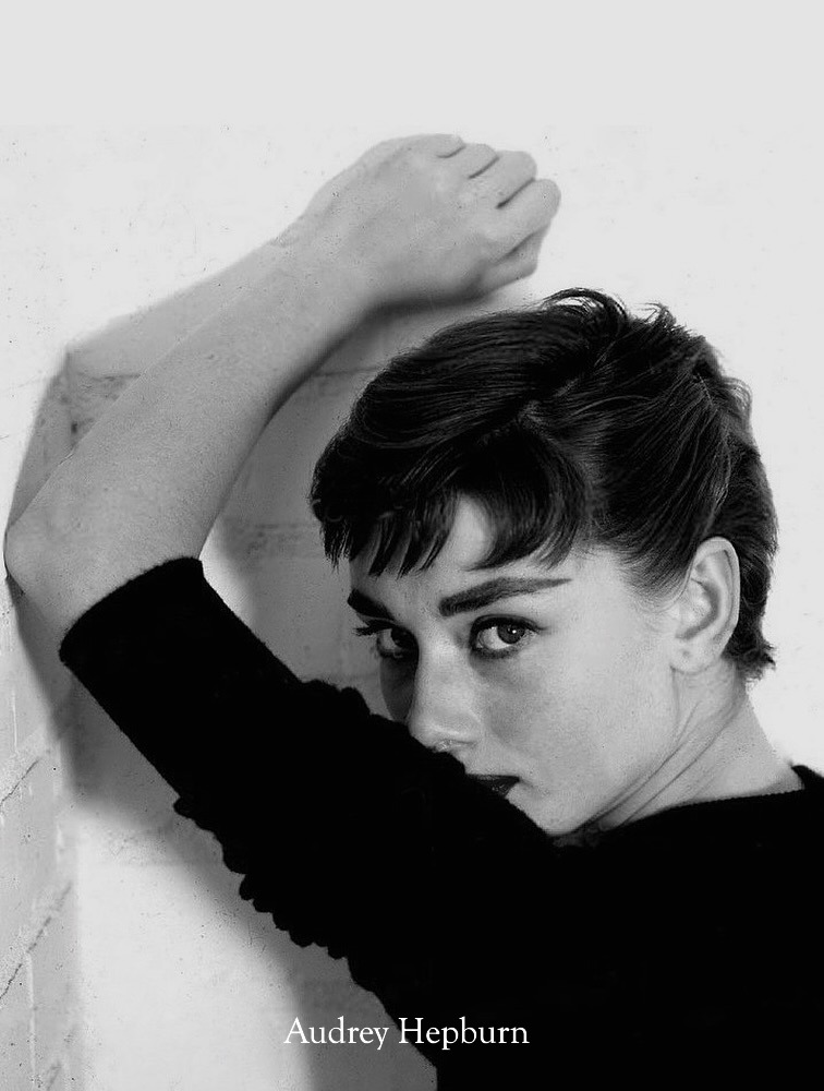 Audrey Hepburn short pixie haircut side view