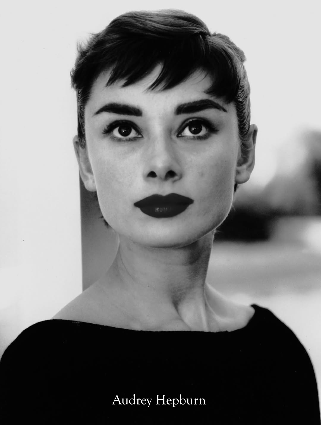 Audrey Hepburn short pixie haircut